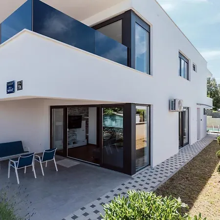 Danijela Holiday home *